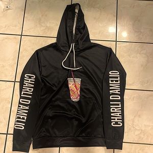 Charli d’amelio sweater with hoddie and poket. Size adult xs